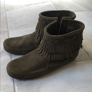 Minnetonka Double Fringe Side Zip Boot